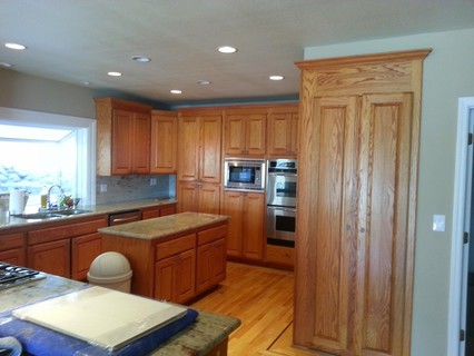 kitchen in need of cabinet refacing